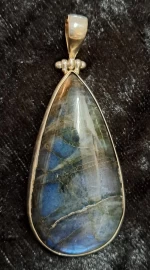 925 Sterling Silver Labradorite Pendant