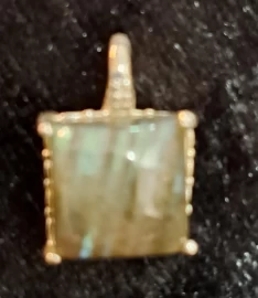 925 Sterling Silver Labradorite Pendant