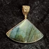 925 Sterling Silver Labradorite Pendant