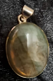 925 Sterling Silver Labradorite Pendant