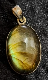 925 Sterling Silver Labradorite Pendant
